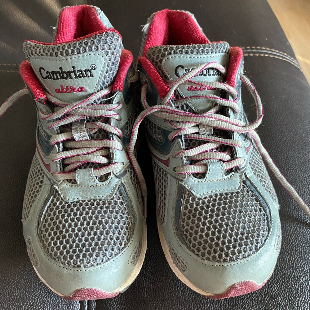 Cambrian Ultra walking sneakers gray orthopedic shoes Nos Ultrasorb size 7.5B